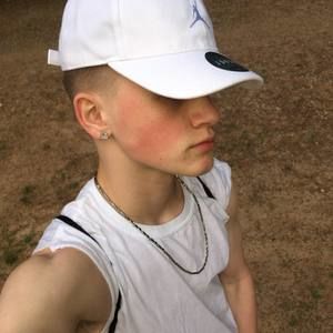 Meet your Posher, Seth